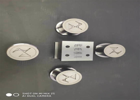 Inserts moulés de taille personnalisée Composants de moules automobiles en plastique