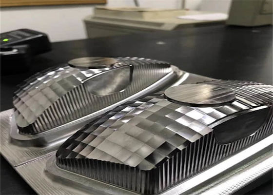Noyau fait sur commande de finition d'écran en soie de noyau de moulage par injection de la taille 718H 738H dans le bâti